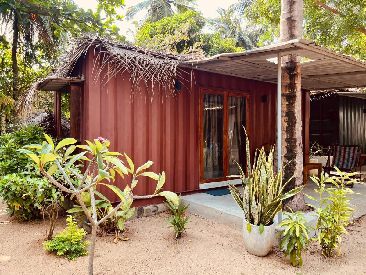 Little Lagoon Hostel อารูกัมเบย์ ภายนอก รูปภาพ