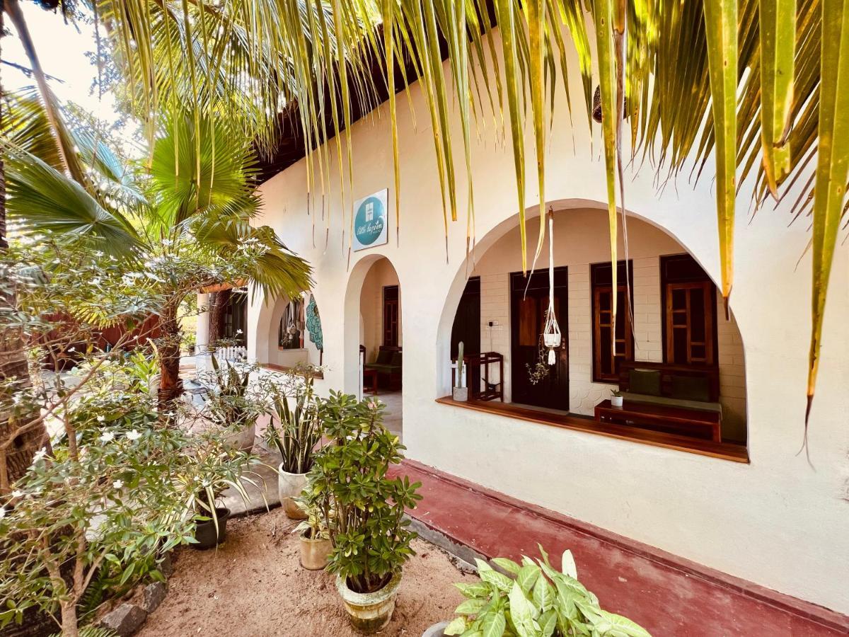 Little Lagoon Hostel อารูกัมเบย์ ภายนอก รูปภาพ