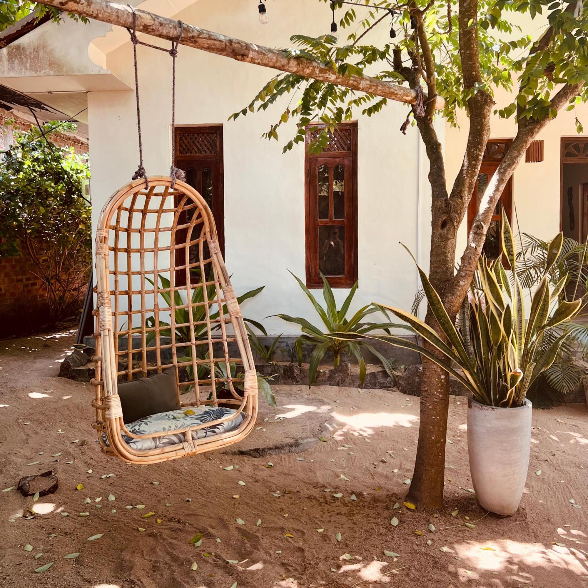 Little Lagoon Hostel อารูกัมเบย์ ภายนอก รูปภาพ