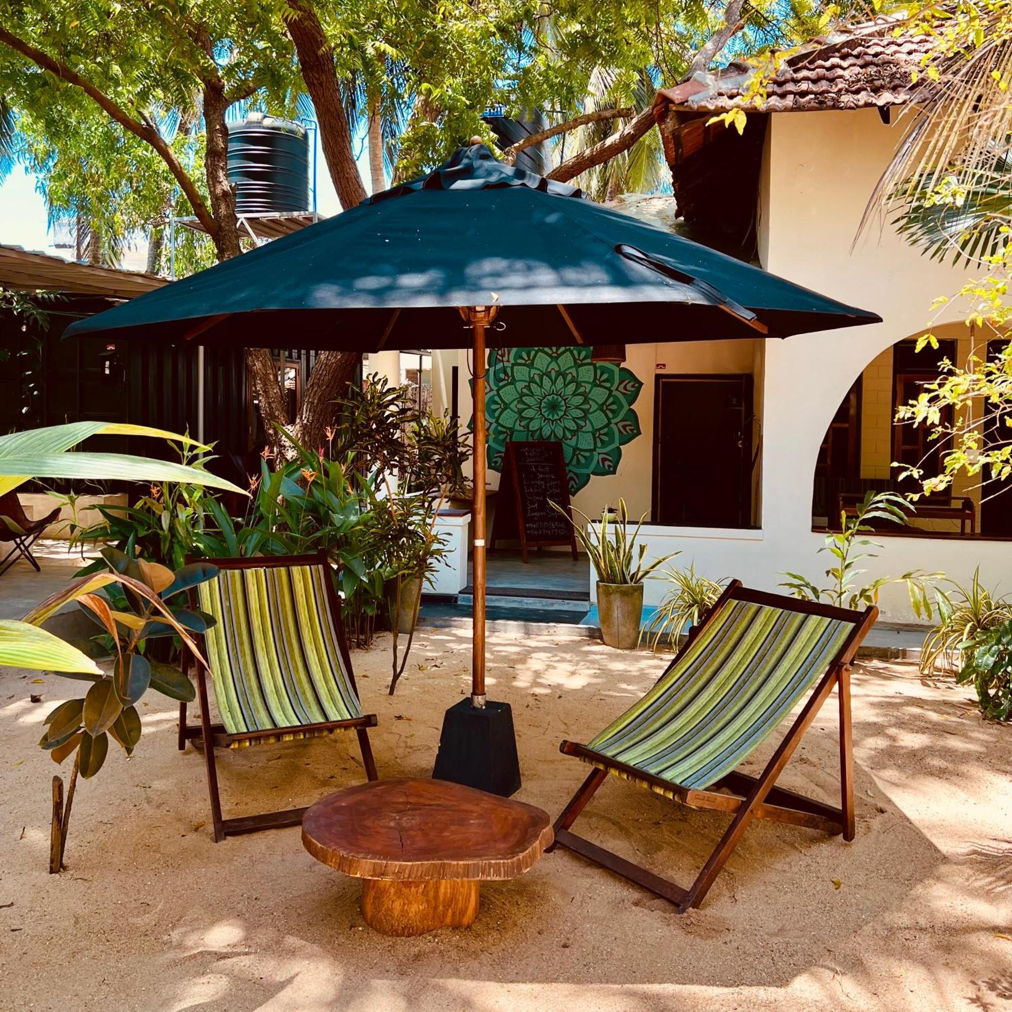 Little Lagoon Hostel อารูกัมเบย์ ภายนอก รูปภาพ
