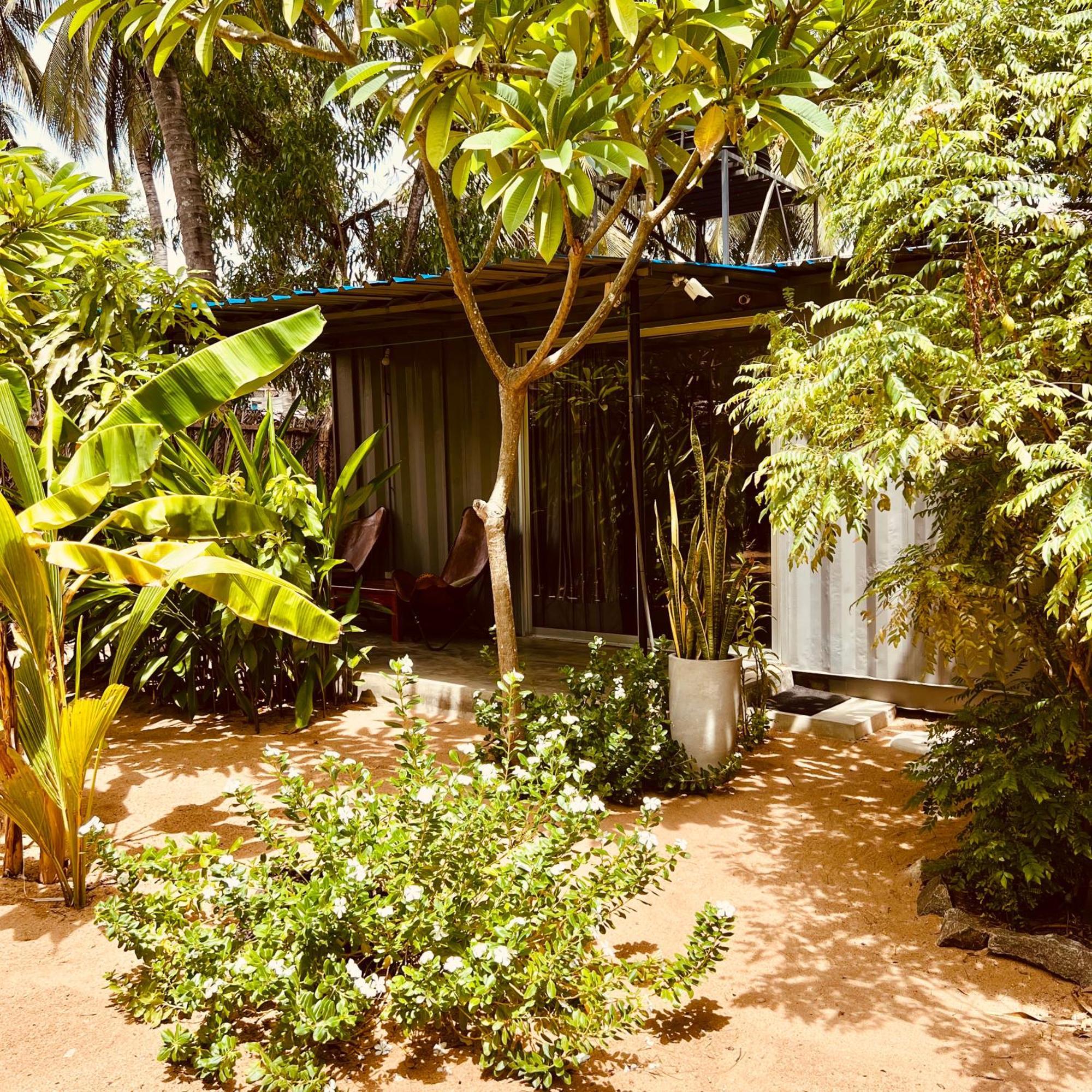 Little Lagoon Hostel อารูกัมเบย์ ภายนอก รูปภาพ